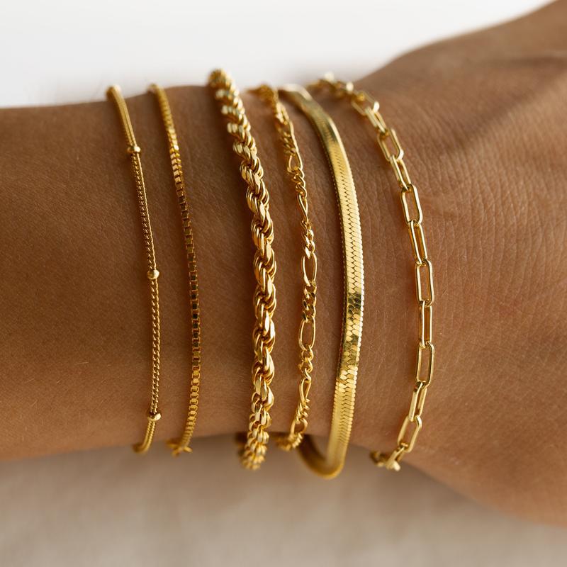 Elora | 6pc Classic Bracelets Stack – Luxury Designer Bangle Set & Slimming Minimalist Wrist Cuff Gold