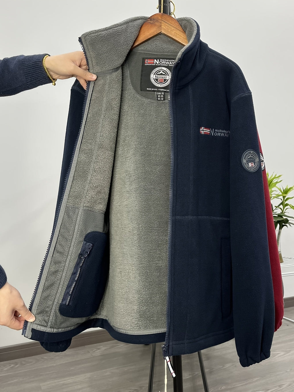 Marmari | Soft, Warm & Lightweight Outdoor Fleece Jacket with Protective Collar