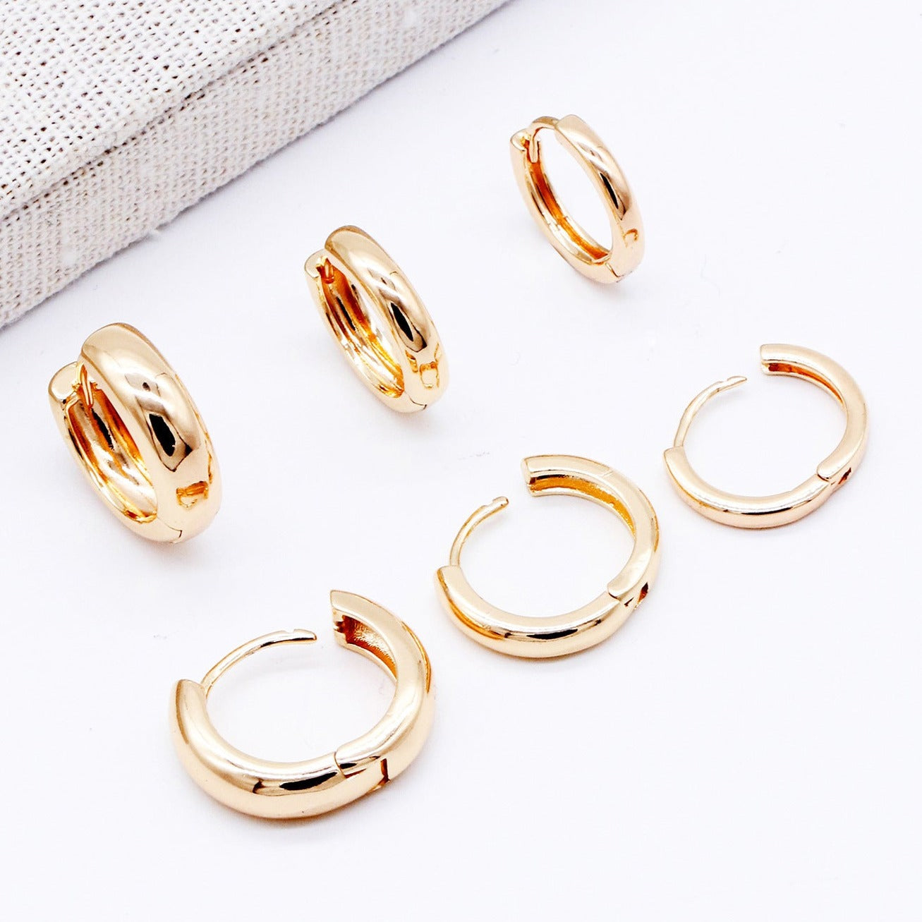 Aura | Aurelia Hoop Hug Gold Earrings – Luxury Designer Huggie Jewelry & Tailored Minimalist Aesthetic Hoops