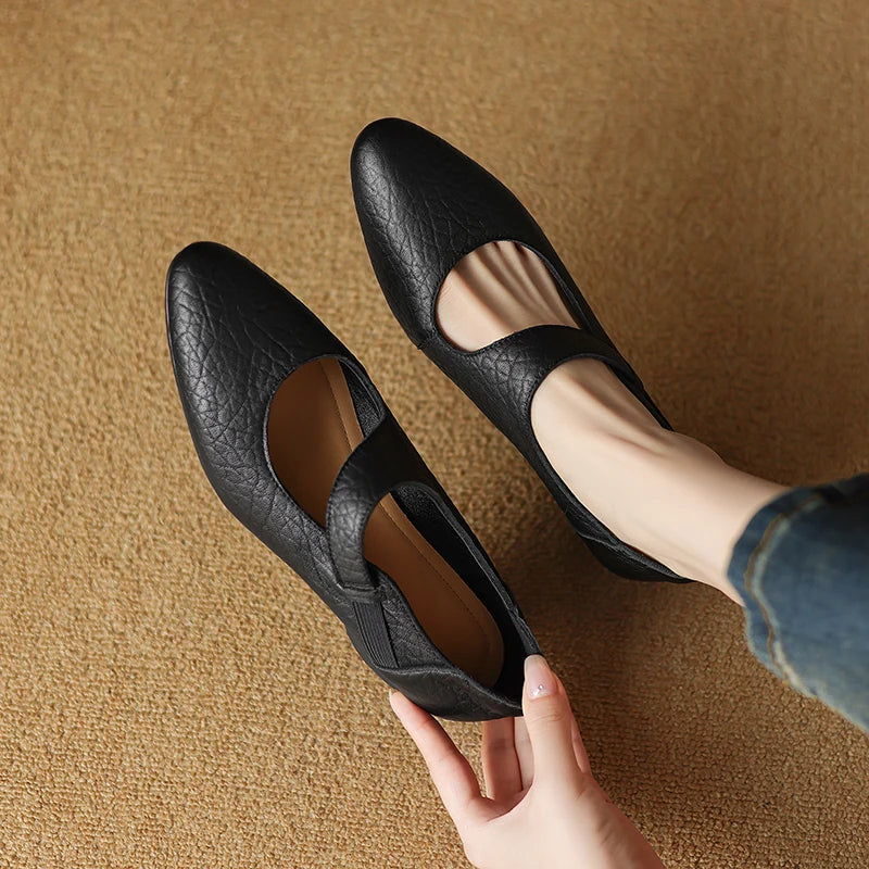 Avelle | Genuine Leather Mary Jane Heels – Luxury Designer Block Shoes & Slimming Retro Pump Footwear Black