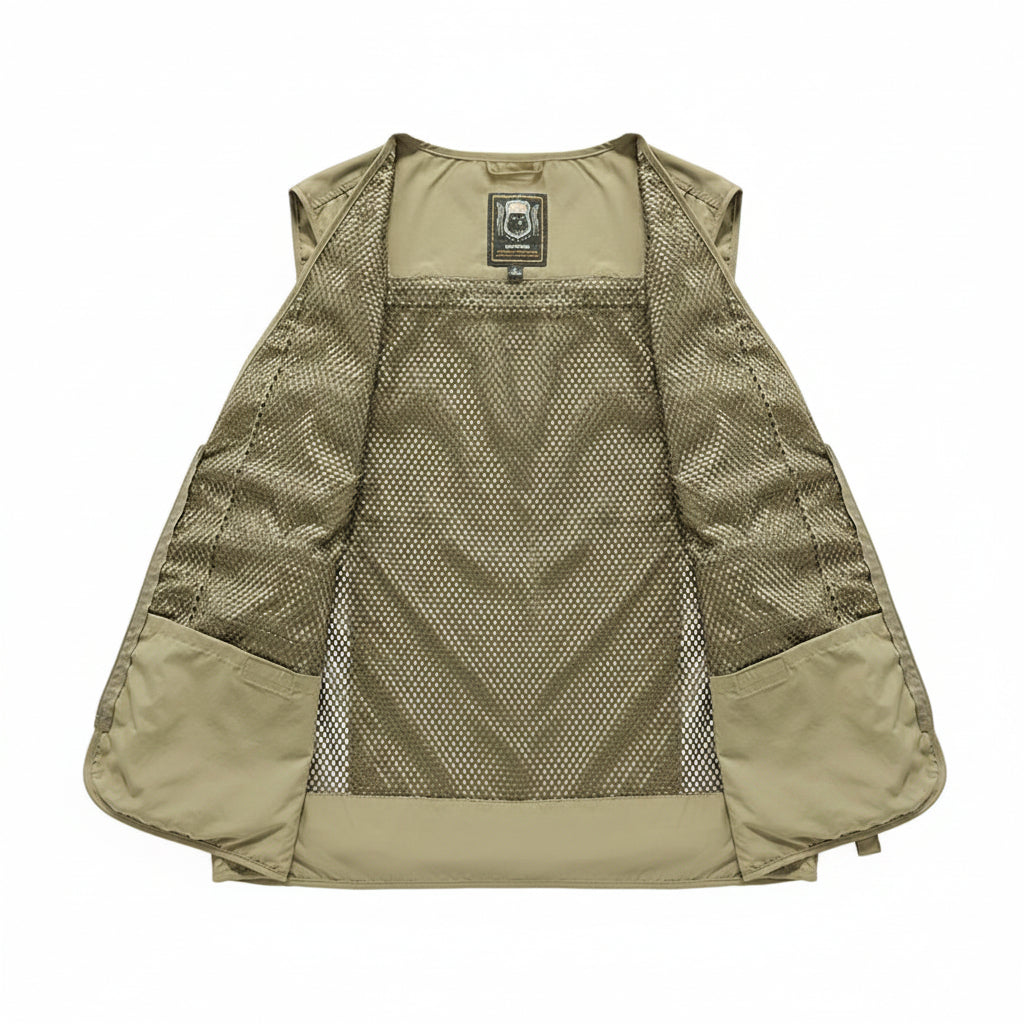 Breathable, lightweight summer vest with plenty of storage space