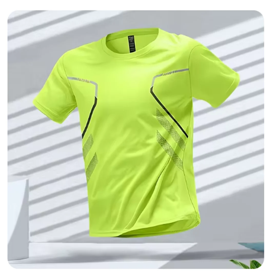 Breathable men's sports T-shirt for fitness, running and training – ideal for active men green