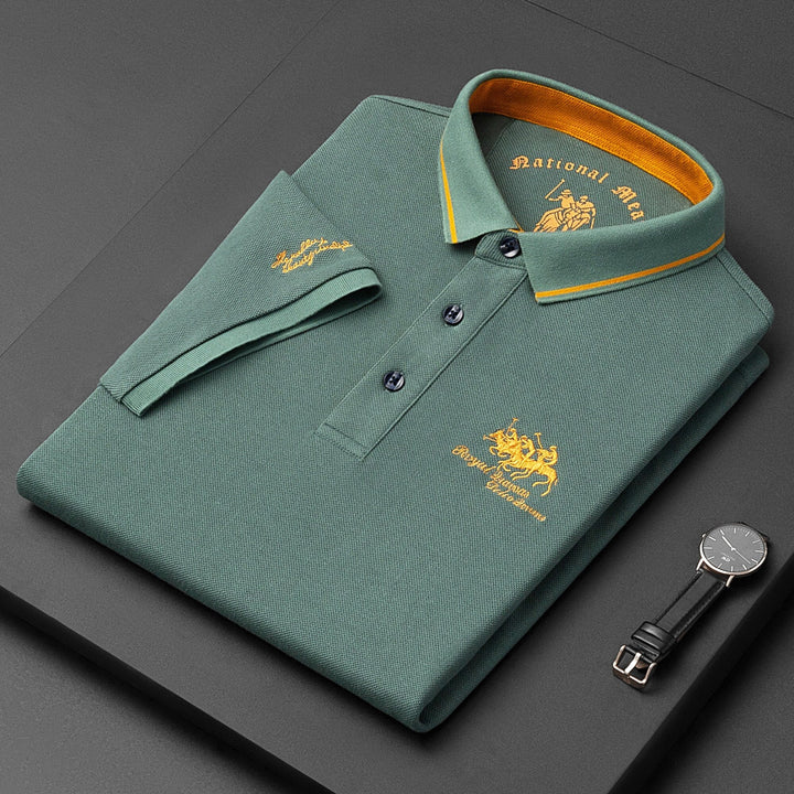 Casual men's short-sleeved polo shirt with button placket, cotton green