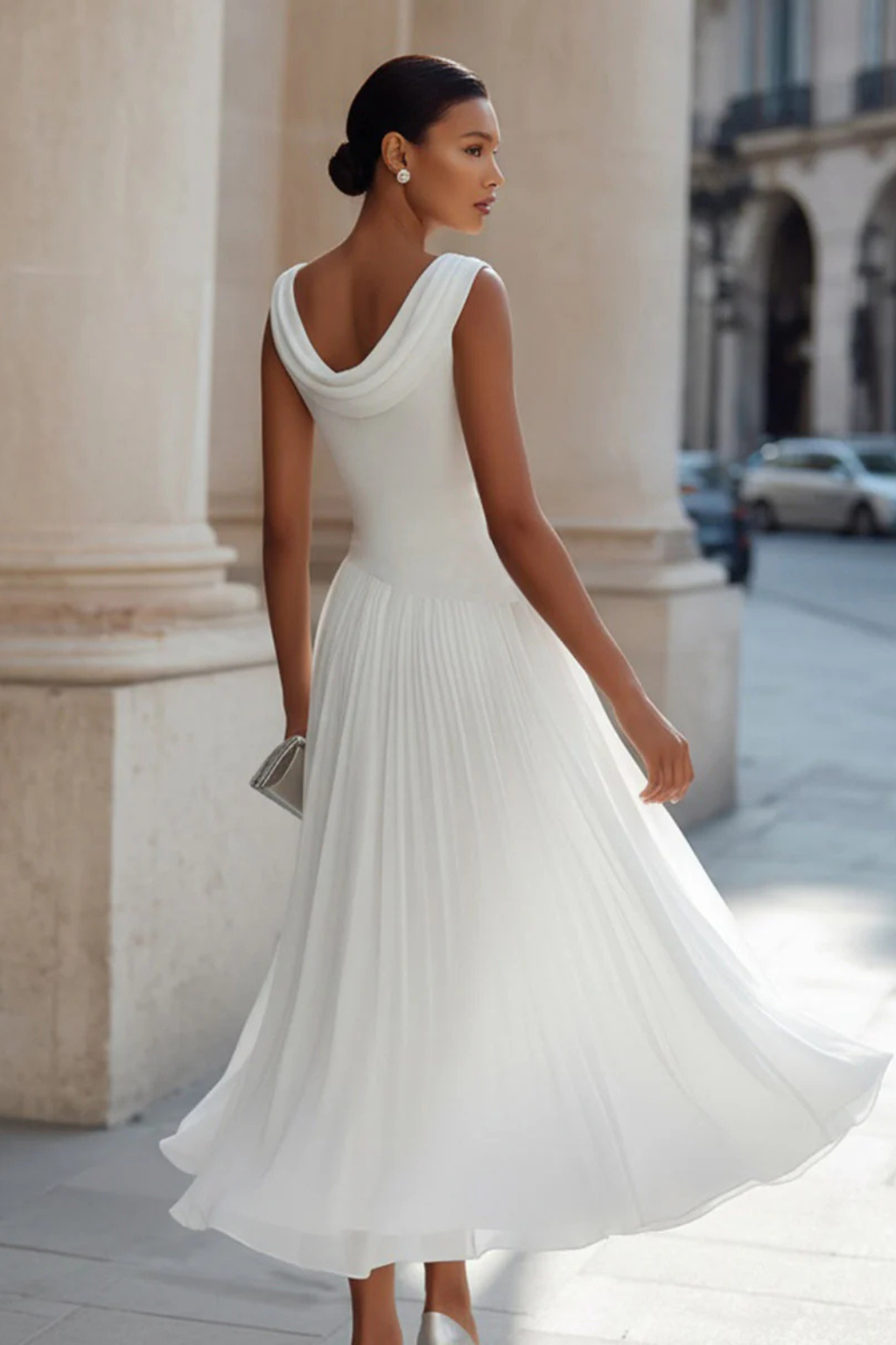 Roque | Comfortable and Elegant Pleated Midi Dress
