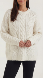 Women's Chunky Knit Sweater – Oversized Relaxed Fit & Soft Winter Layer