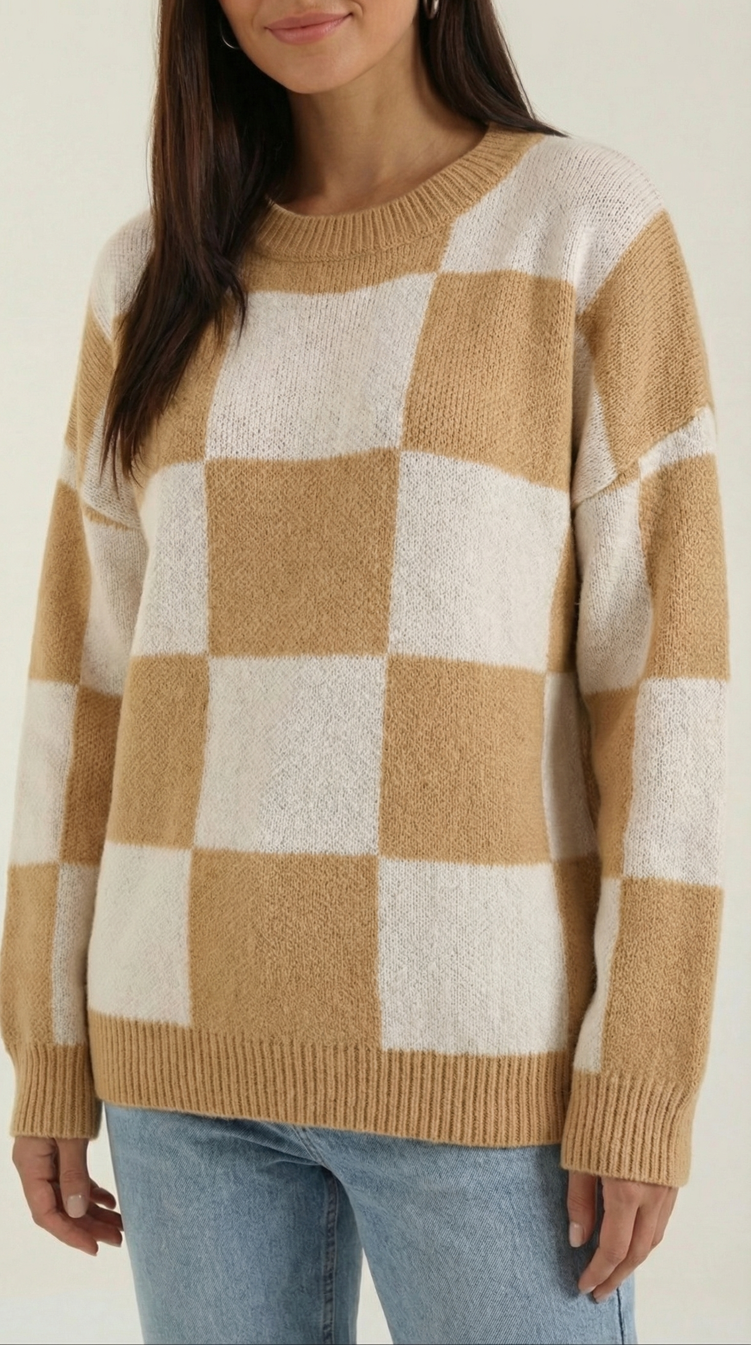 Women's Checkered Knit Sweater – Graphic Plaid Pattern & Soft Crewneck