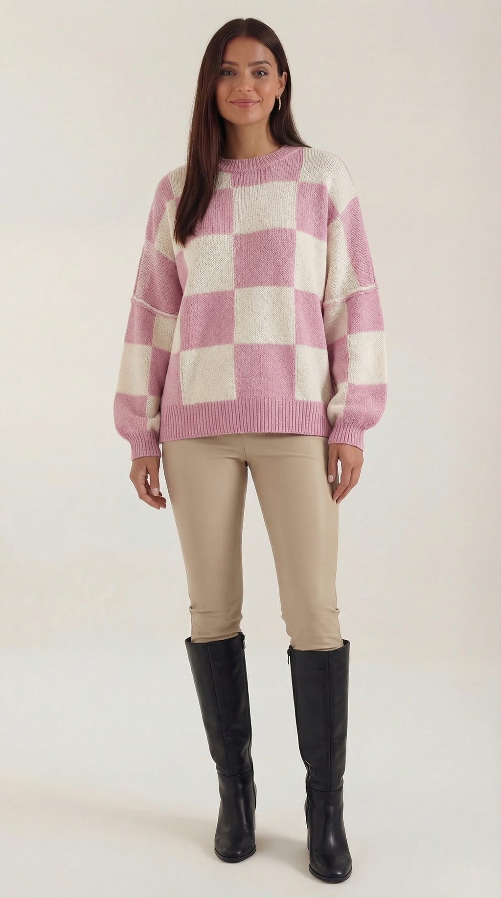 Women's Checkered Knit Sweater – Graphic Plaid Pattern & Soft Crewneck Light Pink
