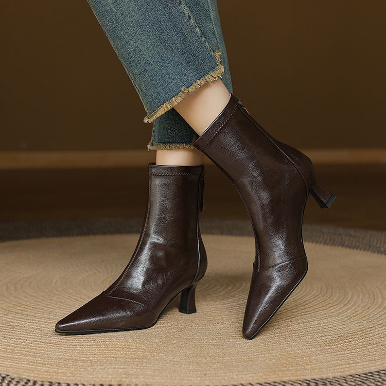 Evire | Genuine Leather Boots – Luxury Designer Ankle Booties & Slimming Tailored Chelsea Footwear