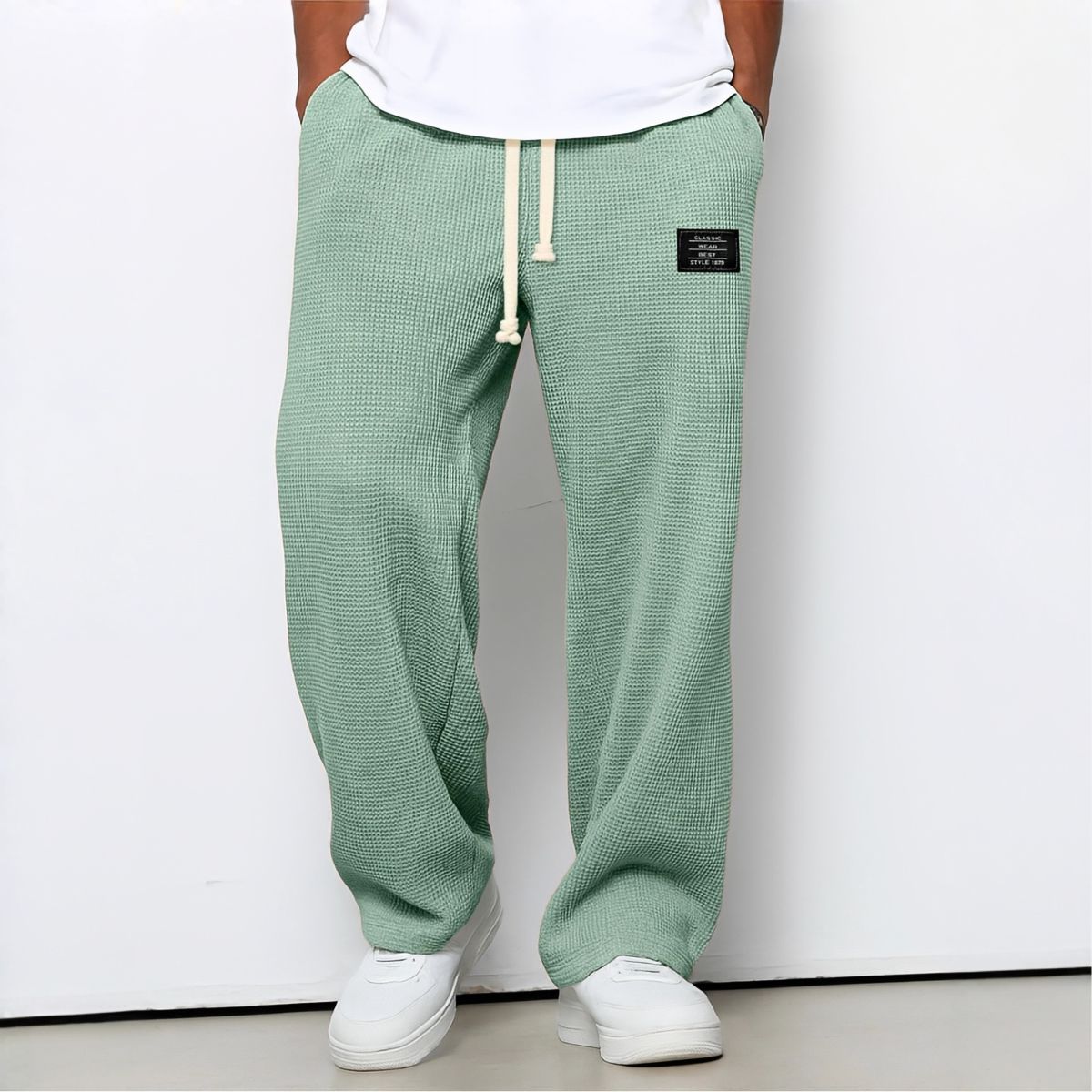 Hommes | Men's Casual Pants with Loose Fit and Elastic Waist Green