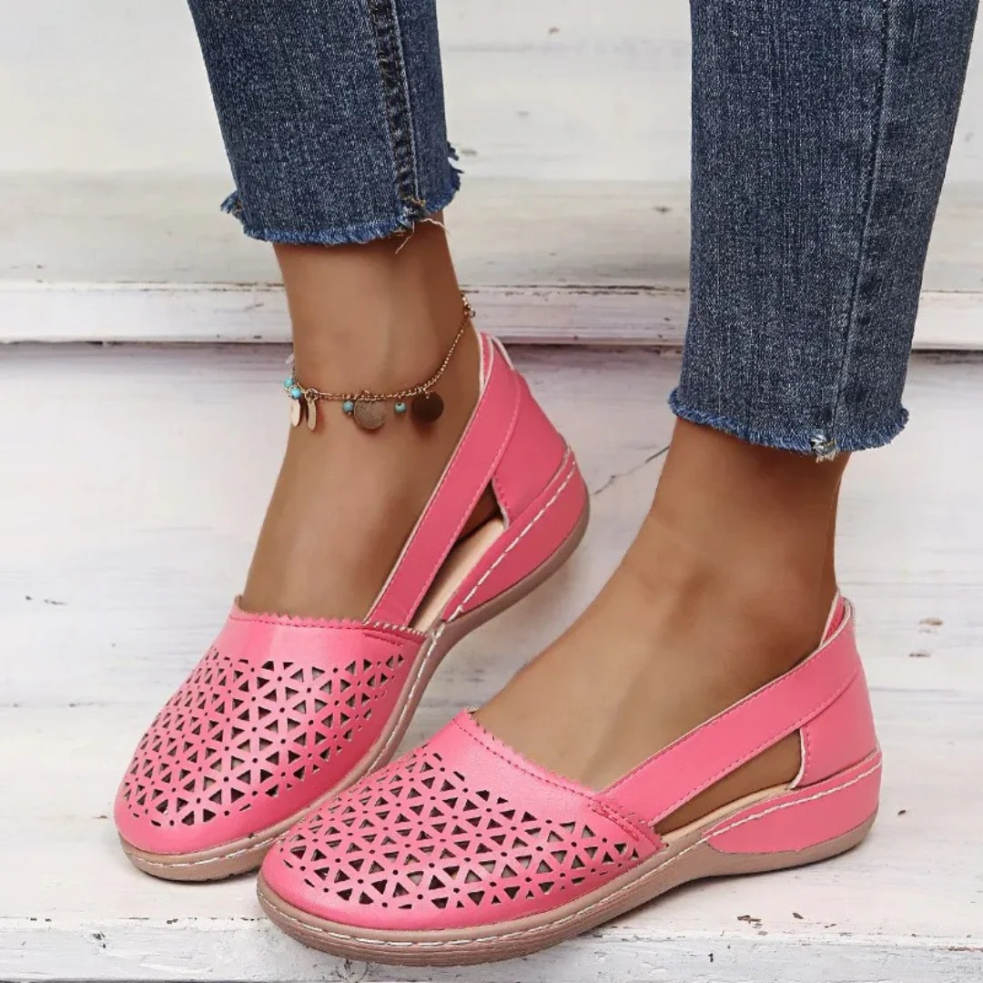 Amore | Women's Walking Shoes Pink