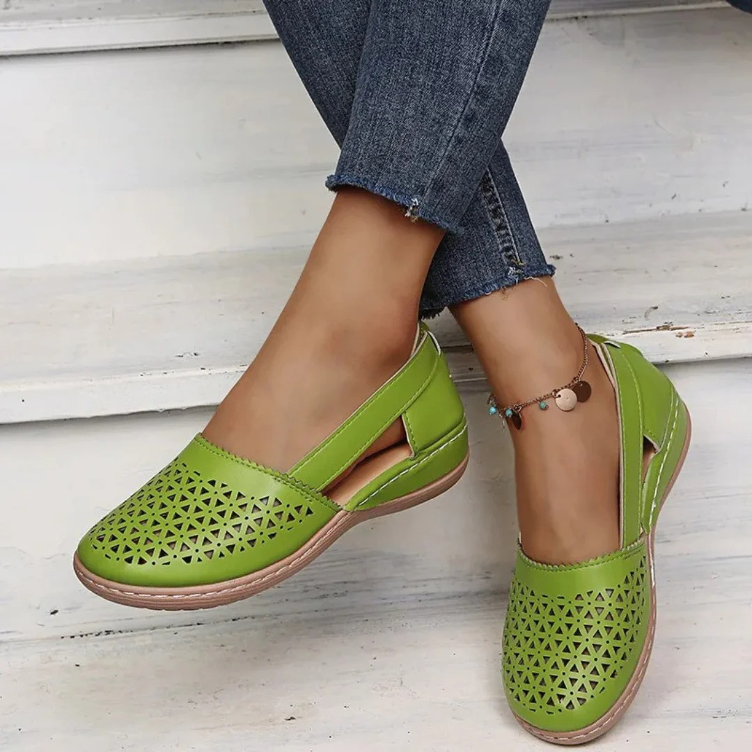 Amore | Women's Walking Shoes Light Green