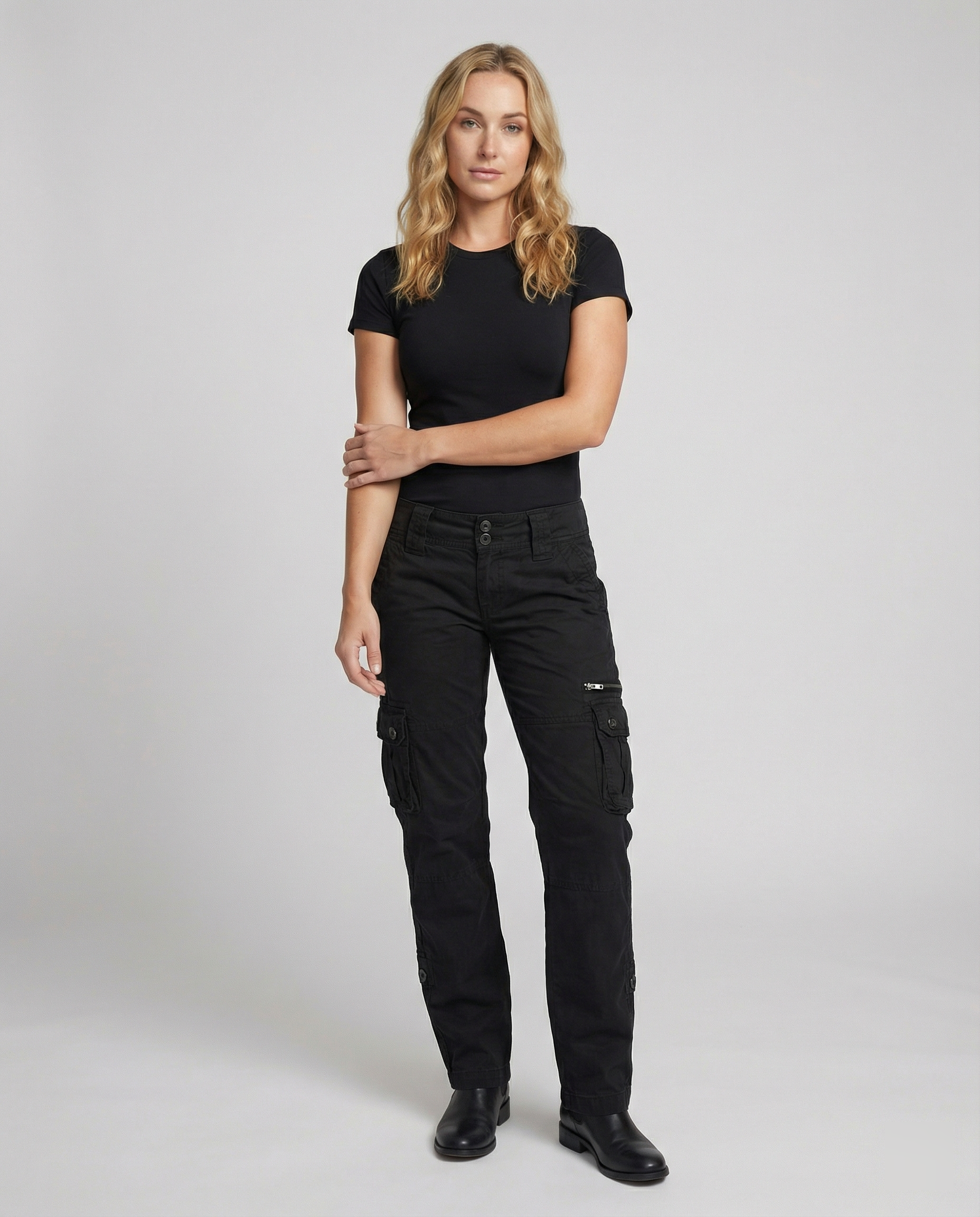 Isana | Lightweight and durable urban utility cargo pants