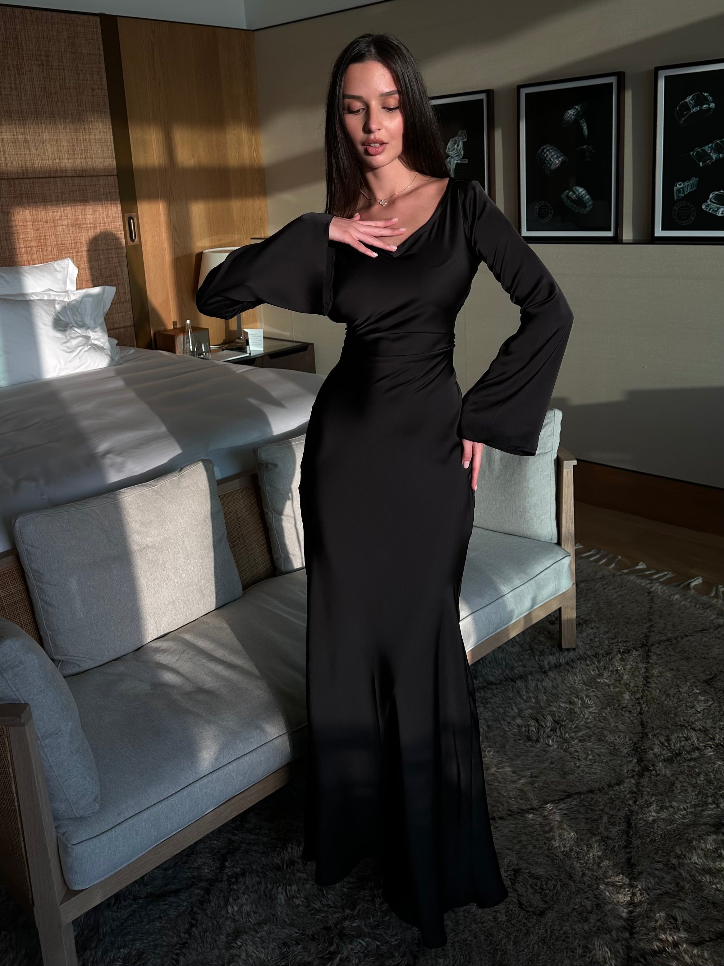 Sophé | Long-sleeved maxi dress – Effortless elegance for every occasion – Chic Artisan Grace & Refined Slimming Silhouette