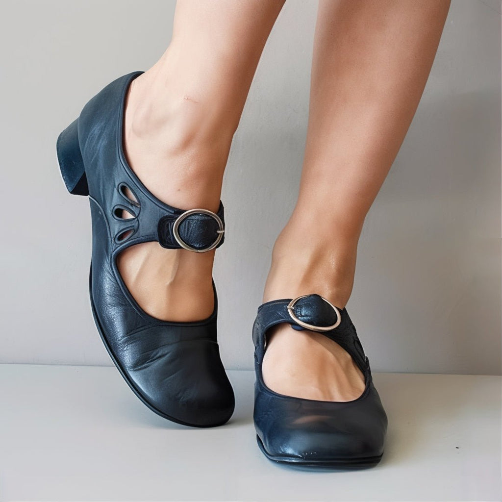 Women's Luxury Leather Sandals for Comfortable Summer Days Black