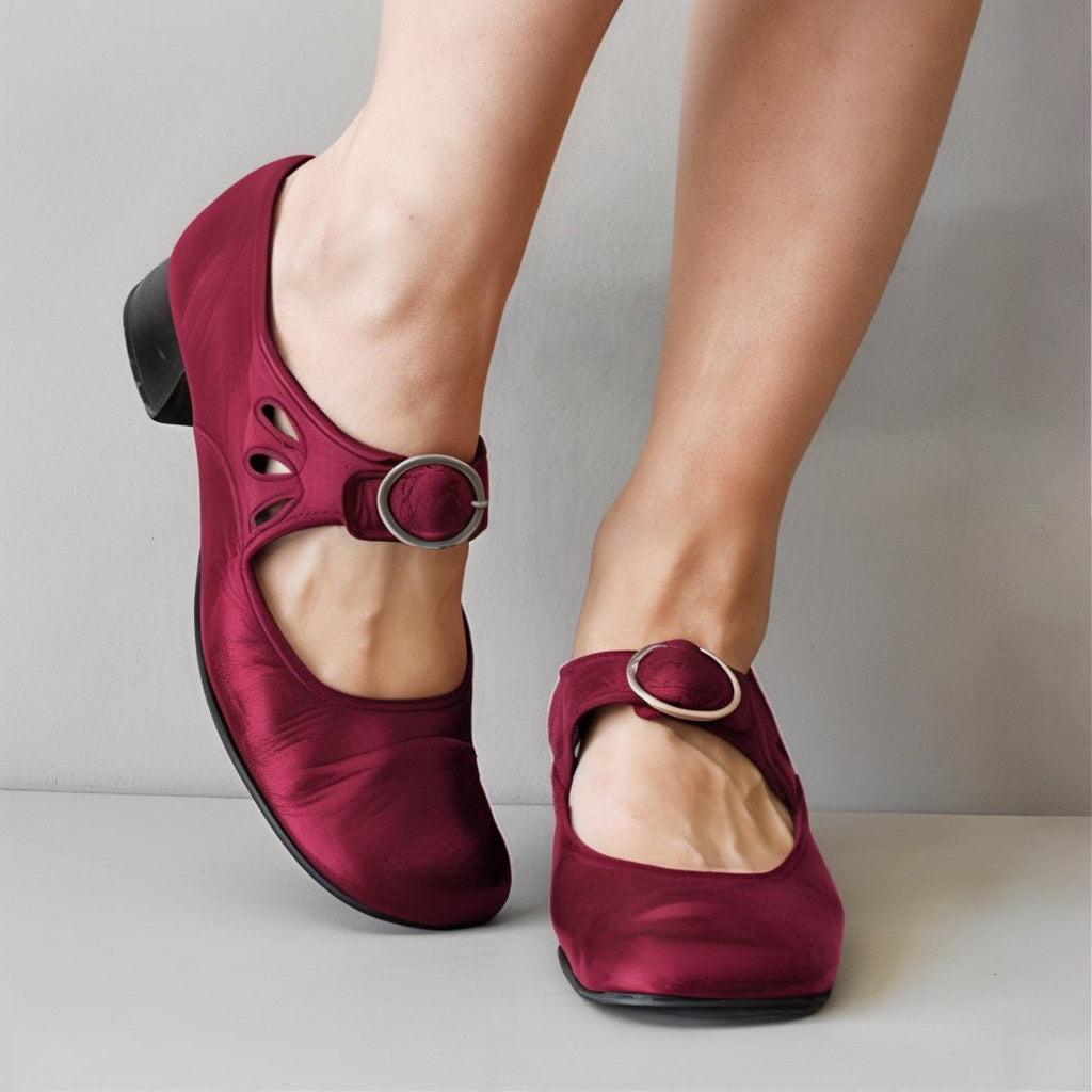 Women's Luxury Leather Sandals for Comfortable Summer Days Red
