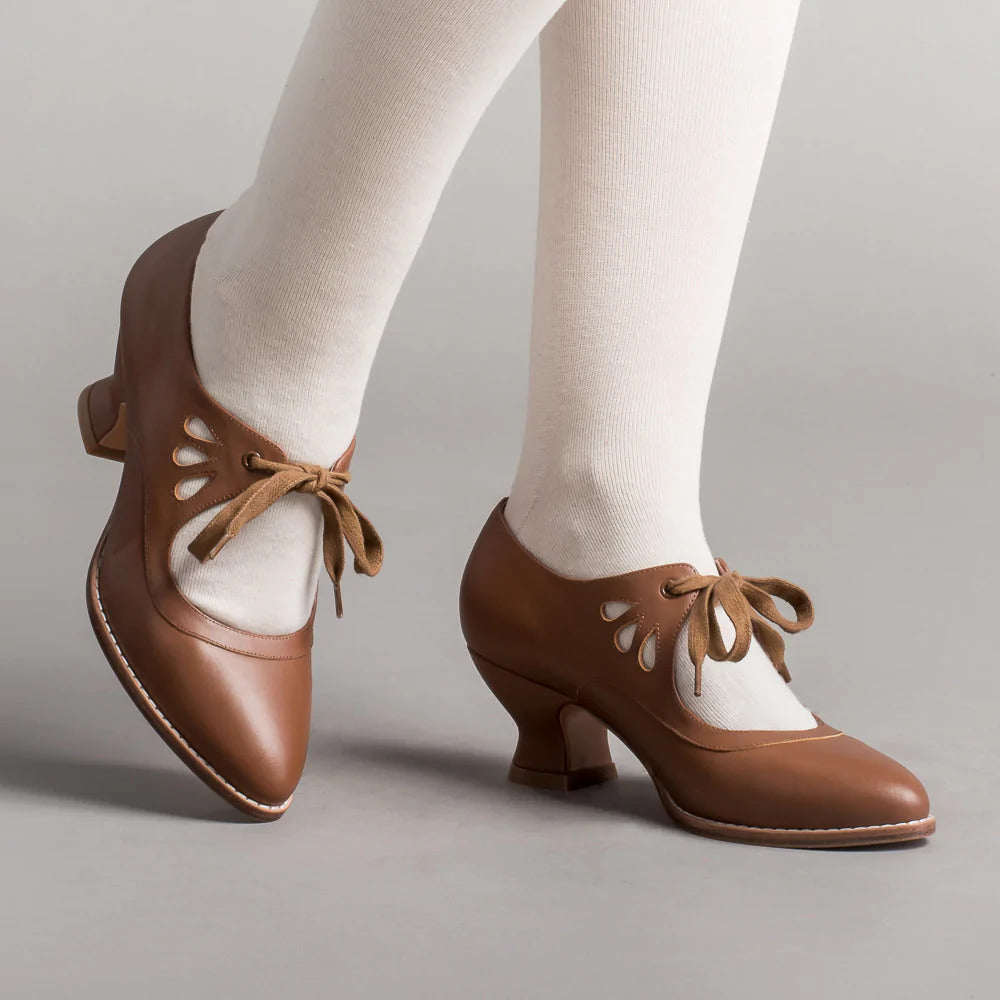 Dôre | Women’s Heeled Shoes – Sculptural Architectural Heel & Refined Aesthetic Grace brown