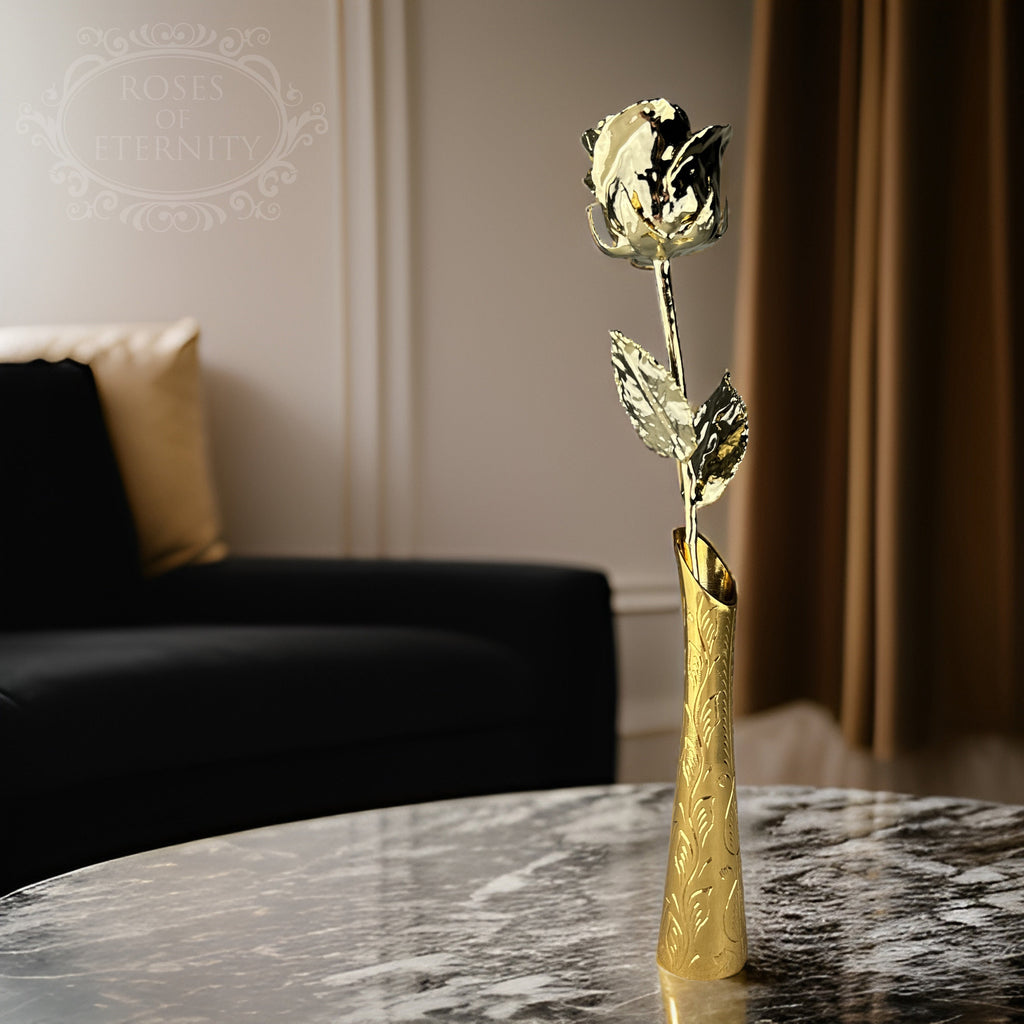 Real Rose Dipped In 24K Gold Preserved As A Timeless Gift Of Love