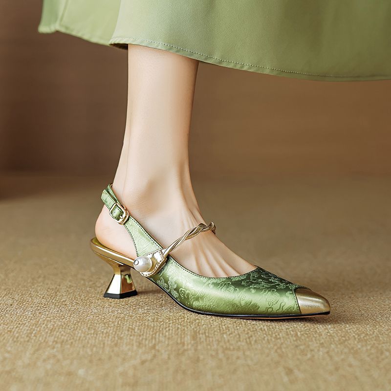 Savana | Women’s Kitten Heels – Chic Pointed-Toe Slingback & Refined All-Day Elegance
