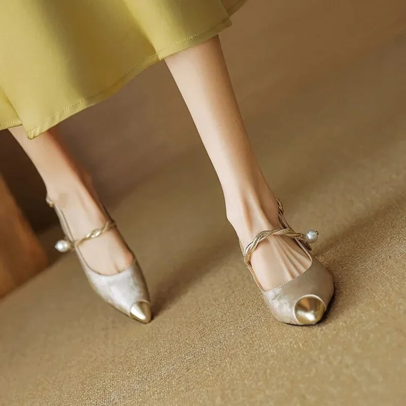 Savana | Women’s Kitten Heels – Chic Pointed-Toe Slingback & Refined All-Day Elegance