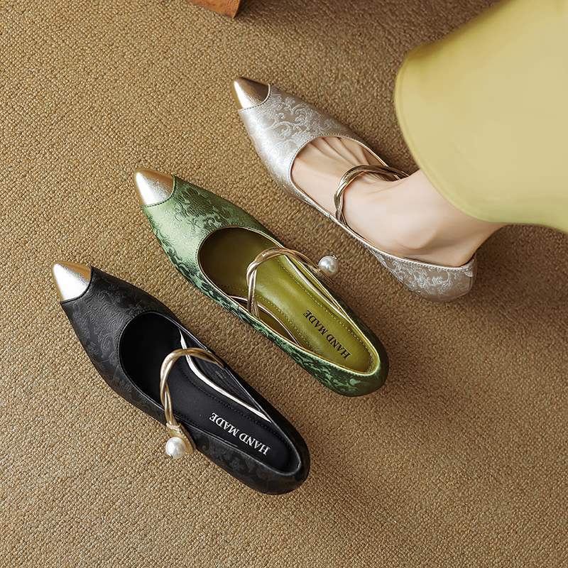 Savana | Women’s Kitten Heels – Chic Pointed-Toe Slingback & Refined All-Day Elegance