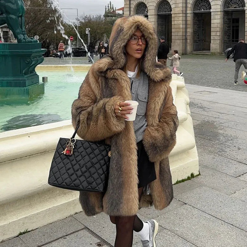 Parsha | Long Coat with Hood and Single-Button Closure for Women | Ideal for Autumn and Winter