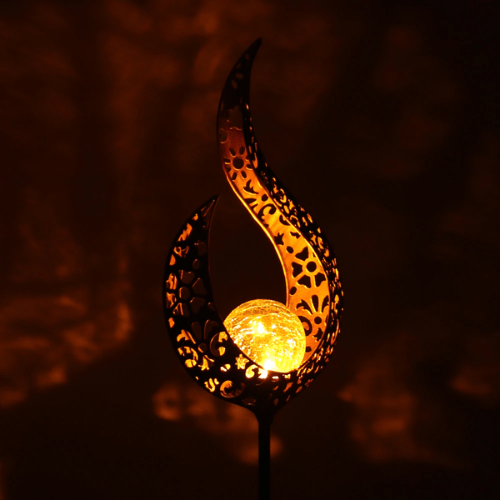 Solar Metal Garden Lamp with Warm LED Light and Stylish Outdoor Lighting