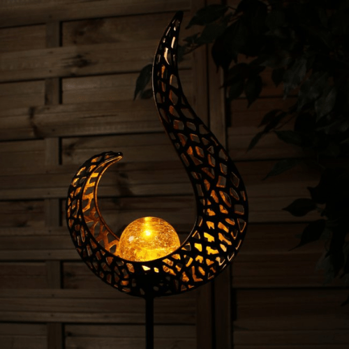 Solar Metal Garden Lamp with Warm LED Light and Stylish Outdoor Lighting