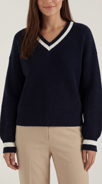 Women's Contrast Trim Knit Sweater – Elegant Color-Block & Soft Crewneck