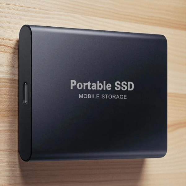 UltraVault External SSD – Blazing Fast 4K Storage with Up to 30TB & 1050MB/s Speed Black