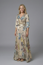 Amore | Women’s Dress with V-Neck and Three-Quarter Sleeves