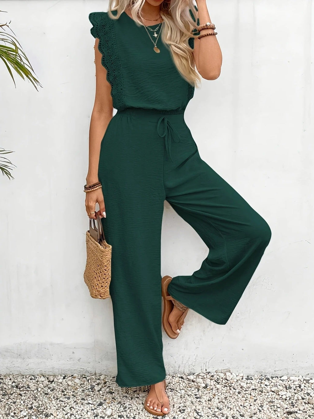 Døre | Women’s Two-Piece Set with Lace-Trim Cap-Sleeve Top and Wide-Leg Pants Green