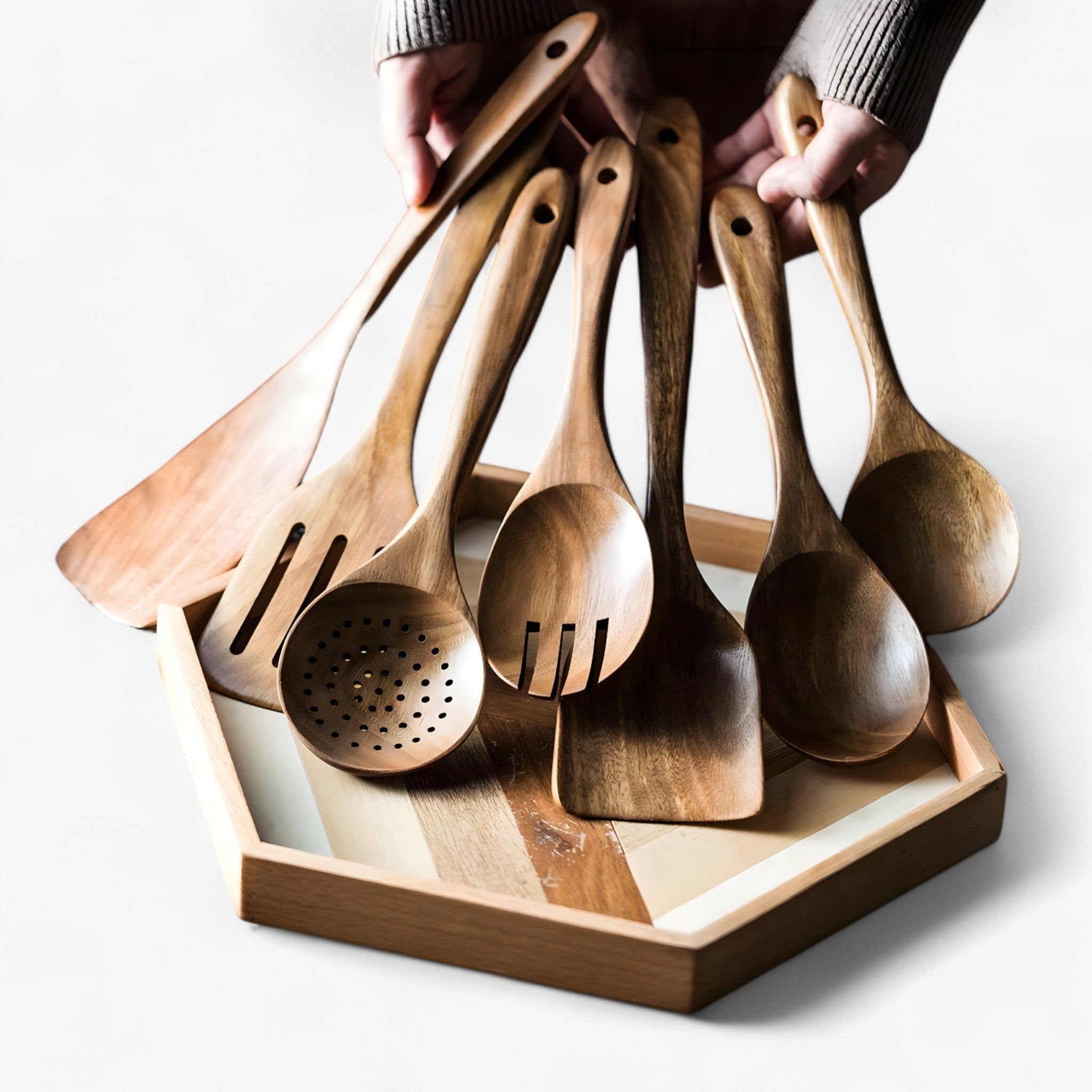 Wooden kitchen set | Sustainable and elegant