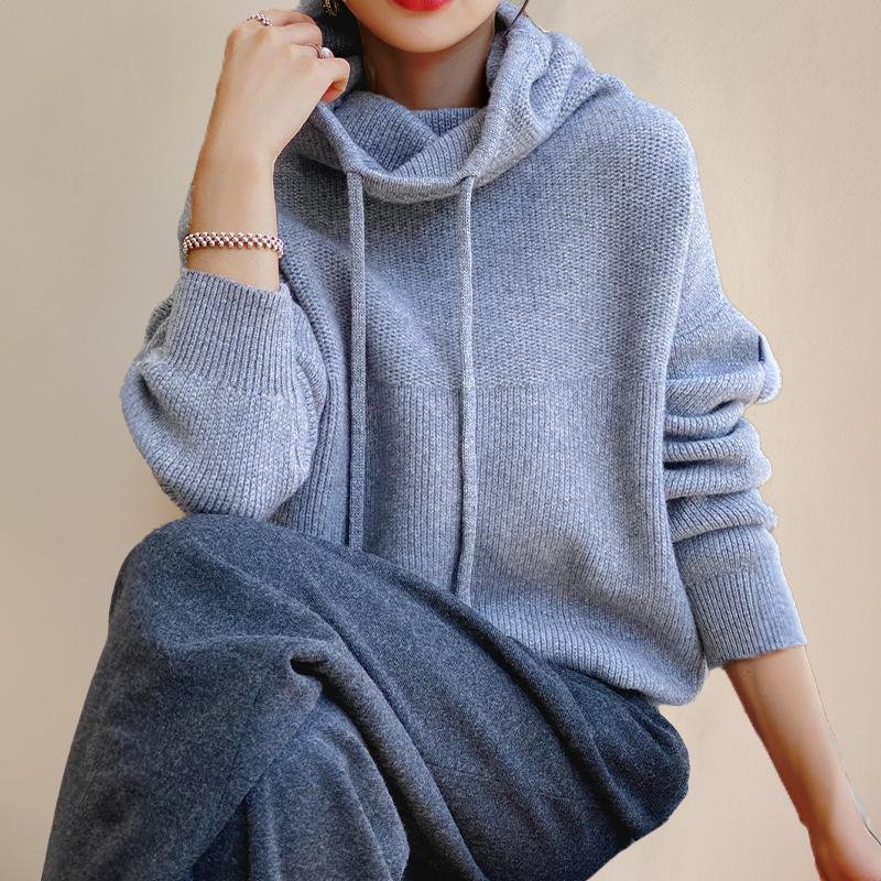 Amore | Merino Wool Women’s Turtleneck Sweater