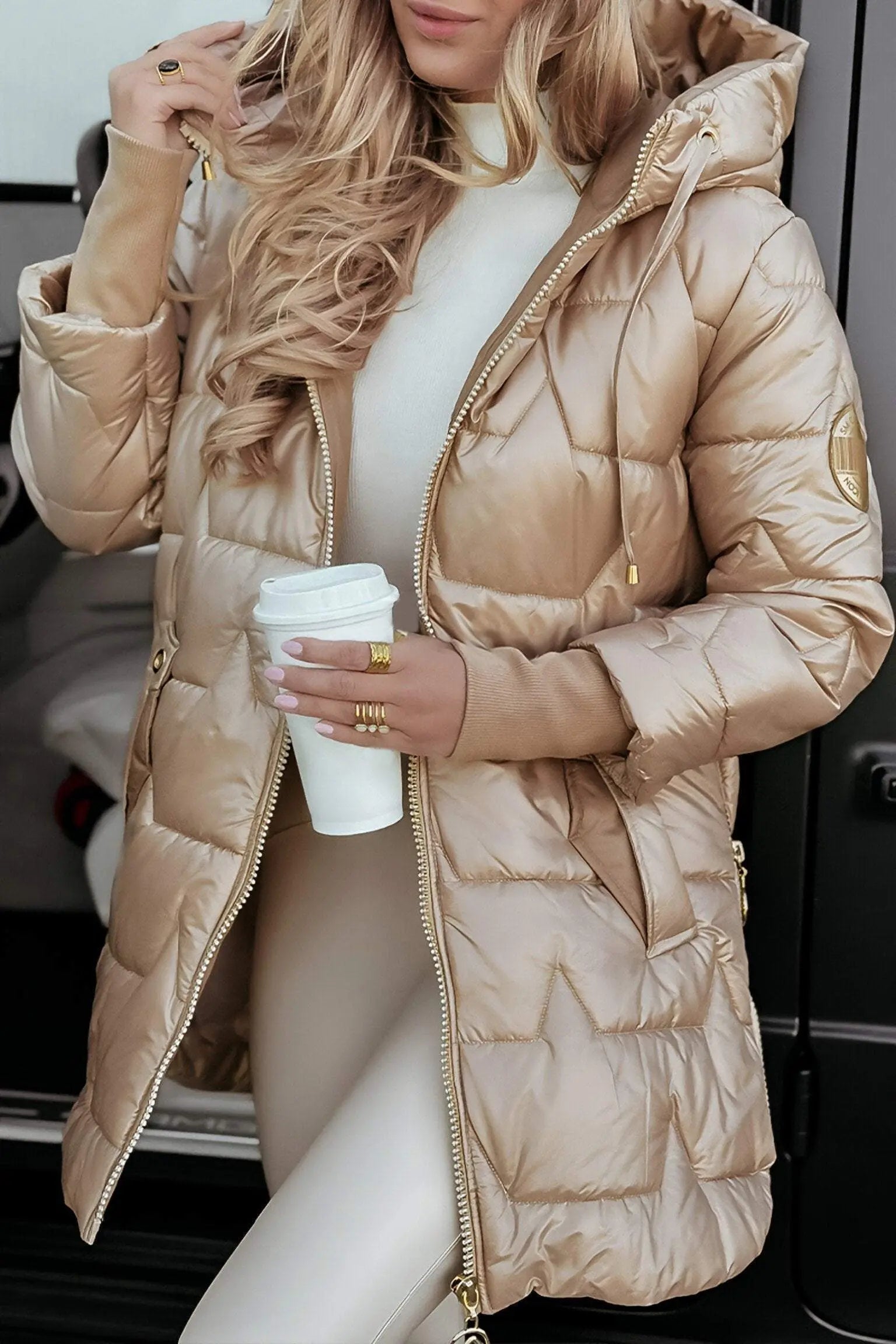 Zahara | Puffer Jacket with Hood Beige